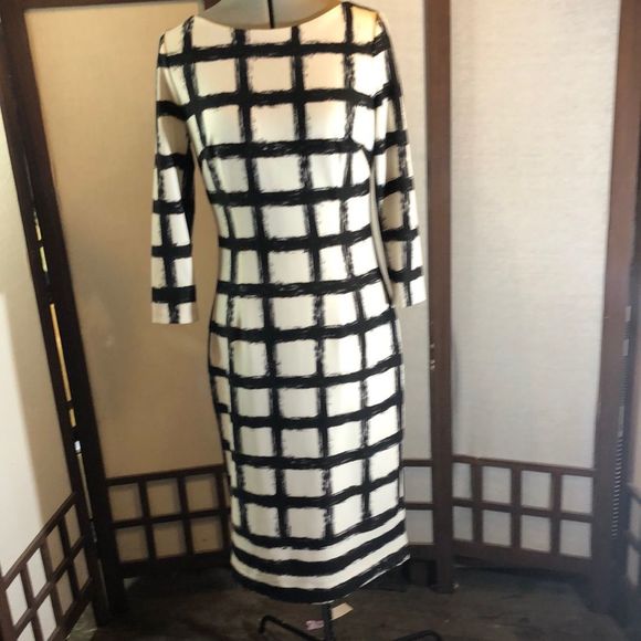 Eliza J Dress sz 6 white polyester knit sheath, 3/4 sleeve, black grid, lined - Picture 1 of 15